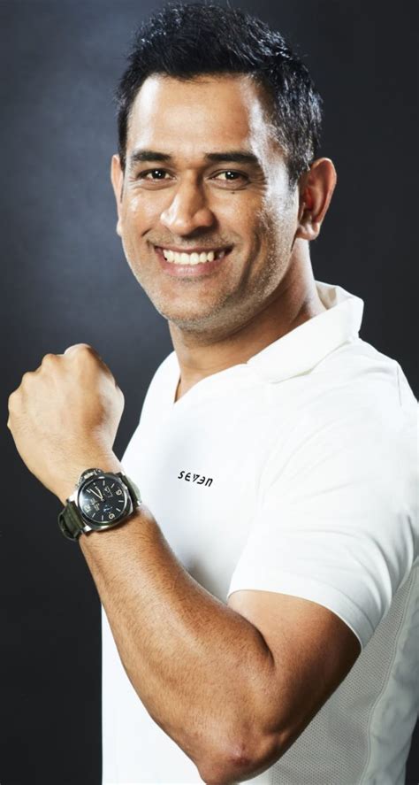 mahindra Dhoni watch